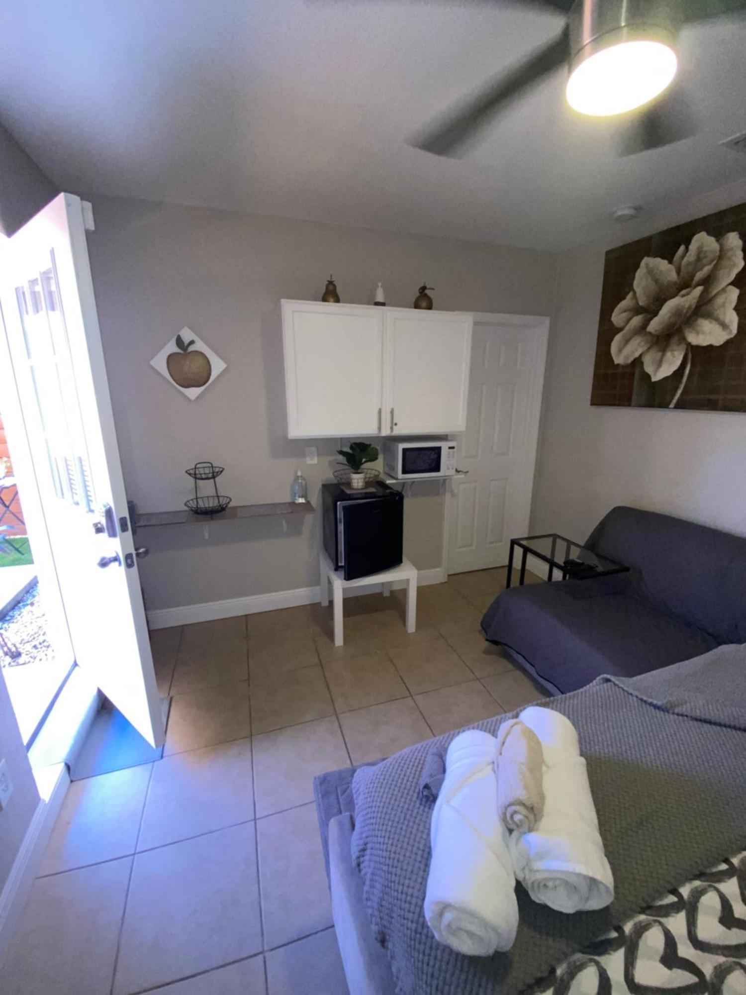 Luxurious Cozy Studio. Tampa Eksteriør billede